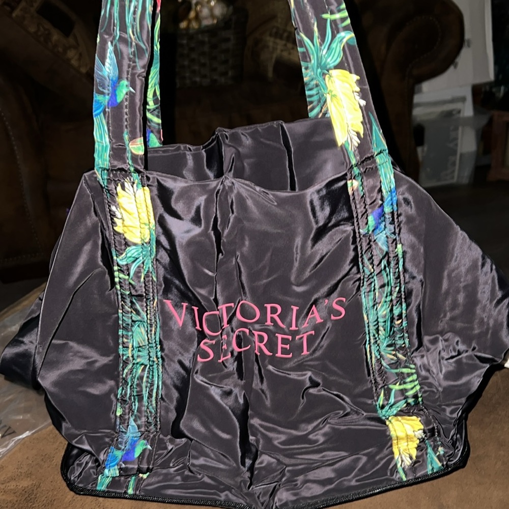 NWT Victoria’s Secret Tote Bag - Picture 7 of 11
